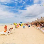 Apartamento Praia Do Futuro Poucos Metros Da Praia